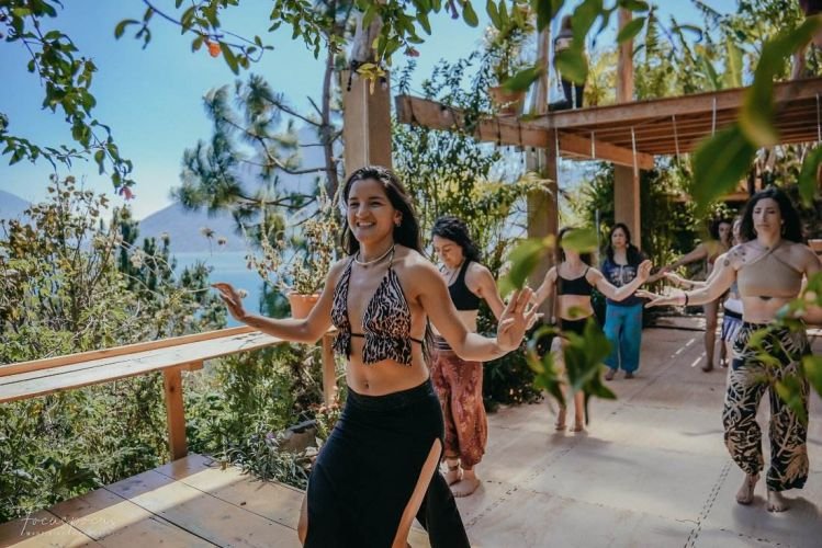 GuateFlow Gathering Learn Flow arts juggling retreat152
