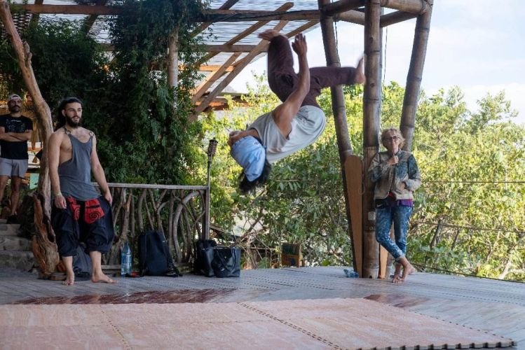 GuateFlow Gathering Learn Flow arts juggling retreat53